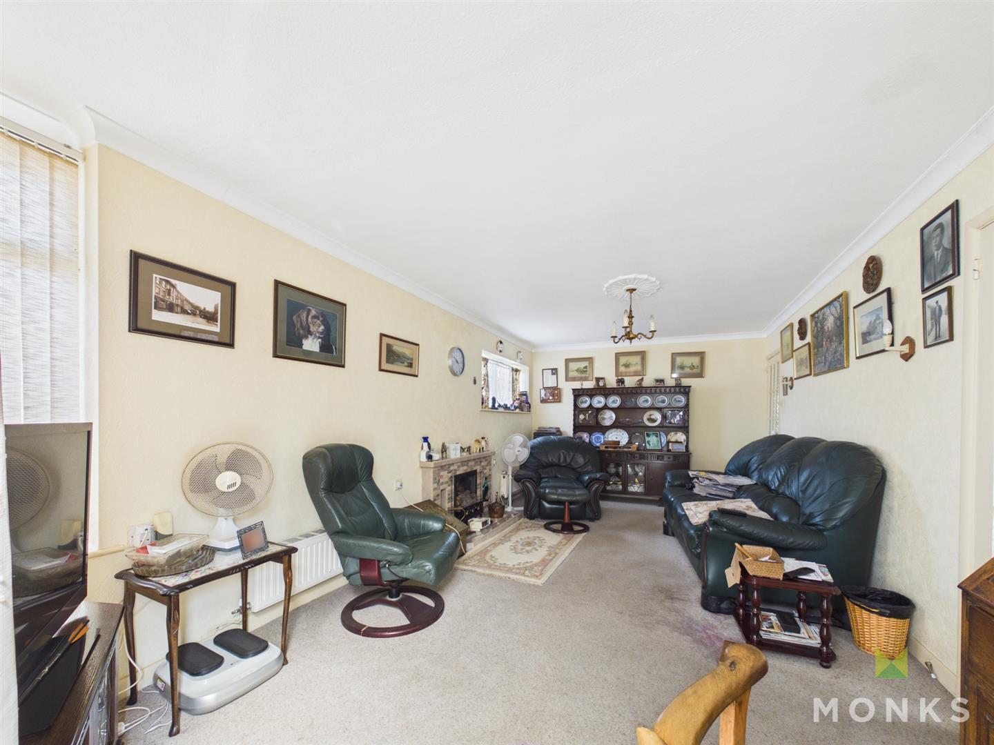 27 Top Street, Oswestry, SY11 4DR For Sale